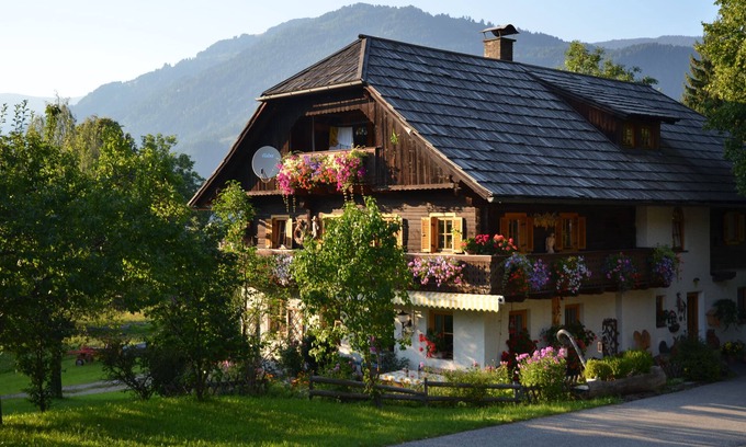 Ferndorf Apartment | Vacation apartment in peaceful farm with garden