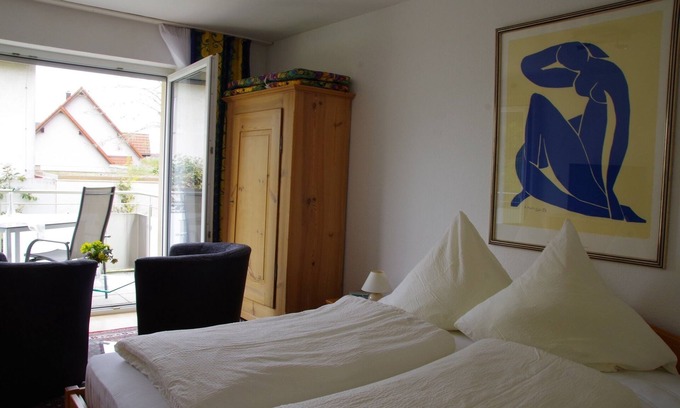 Volkach Apartment | Vacation apartment in the Kirch winery in quiet surroundings