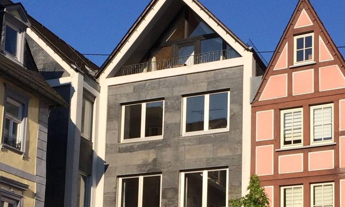 Hachenburg Apartment | Vacation apartment Löwenblick - 4-bed apartment