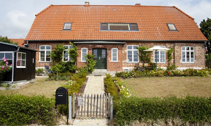 Neuendorf Apartment | Vacation apartment Lehrerstube