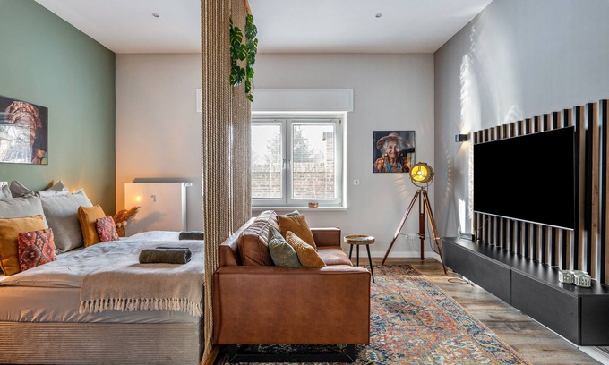 Rhein-Erft-Kreis District Apartment | Vacation Apartment "Modernes Apartment im Erdgeschoss"
