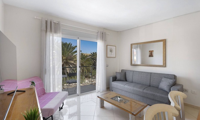 San Isidro Apartment | Vacation Apartment 'Nido Andrea' with Balcony and Wi-Fi
