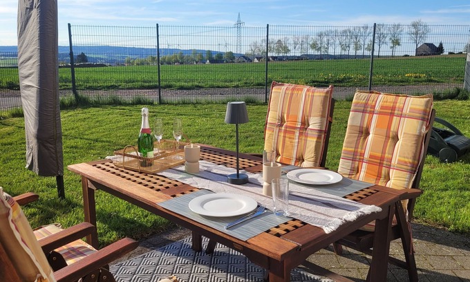 Hermeskeil Apartment | Vacation apartment on the edge of the forest with fantastic views