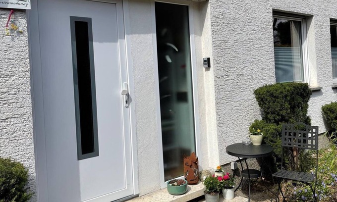 Kirkel Apartment | Vacation apartment on the Kore - apartment/flat, separate toilet and bath/shower