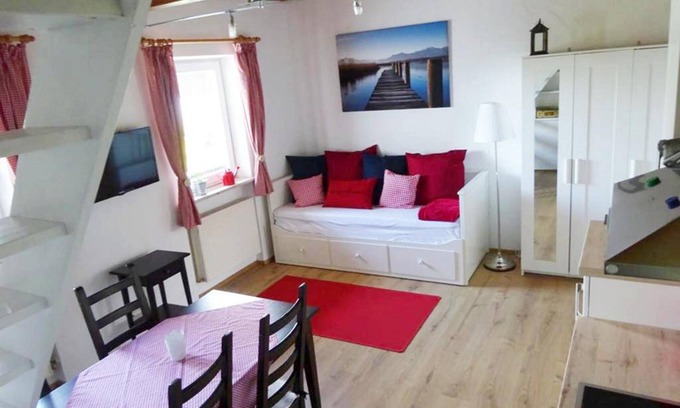 Bad Endorf Apartment | Vacation apartment Pickert, 25 sqm upper floor, gallery apartment