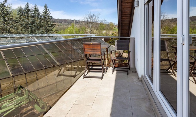 Ohningen Apartment | Vacation apartment 'Rheinblick' with Lake View, Balcony and Wi-Fi
