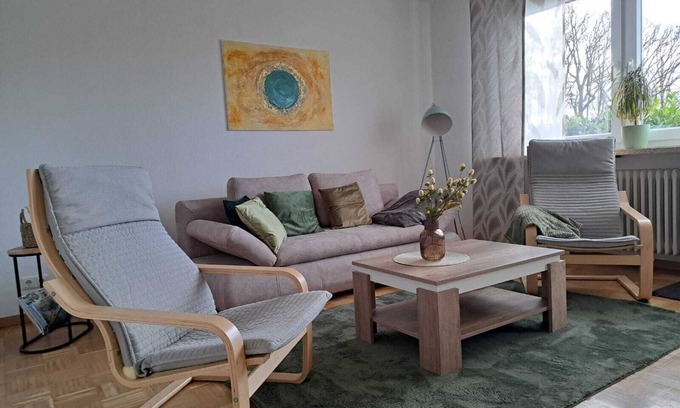 Ahorn Apartment | Vacation apartment right by the forest in Upper Franconia with pool. Centrally located.