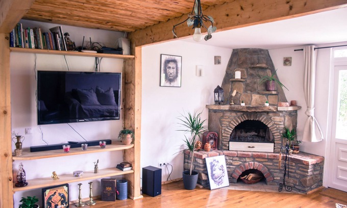 Viseu de Sus House | Vacation apartment on a farm