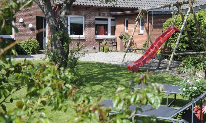 Schwackendorf Apartment | Vacation apartment sea