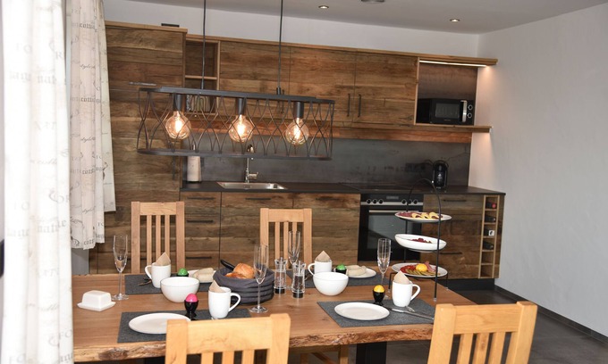 Pittenhart Apartment | Vacation apartment Schnecken upper floor