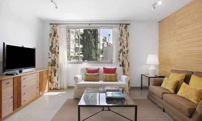 Santa Cruz de Tenerife Apartment | Vacation Apartment 'San Diego' with Wi-Fi