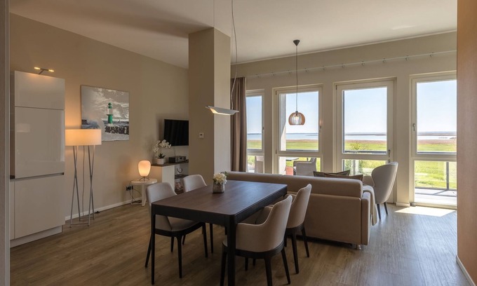 Ostseebad Wustrow Apartment | Vacation apartment Sonnengott in the tower with two balconies, Bodden view and Baltic Sea view