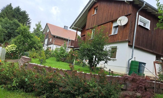 Borod Apartment | Vacation apartment Sonnenschein - 2-bed apartment with bathtub