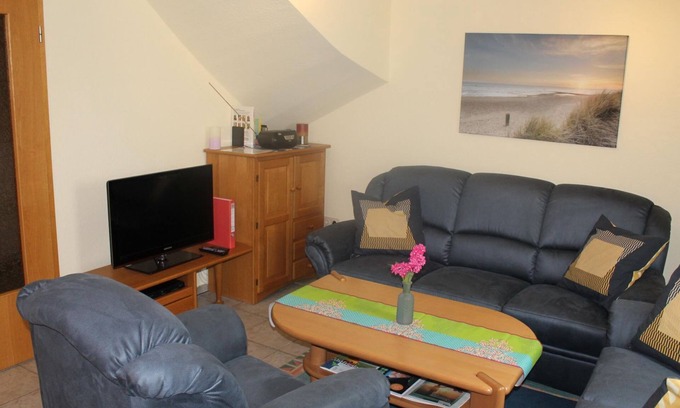 Werdum Apartment | Vacation apartment "To Huus" Am Haustierpark House 11 D - Am Haustierpark
