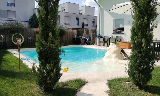 Lorsch Apartment | Vacation apartment with heated pool and sauna