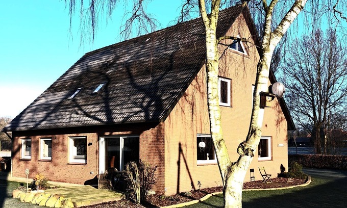 Uplengen Apartment | Vacation apartment Zwischen Moor & Meer - Holiday apartments between moor & sea 35529