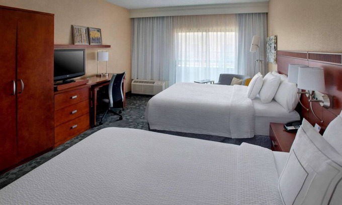 Foxboro Hotel | Vacation At Its Finest! 4 Pet-Friendly Units, Near F. Gilbert Hills State Forest