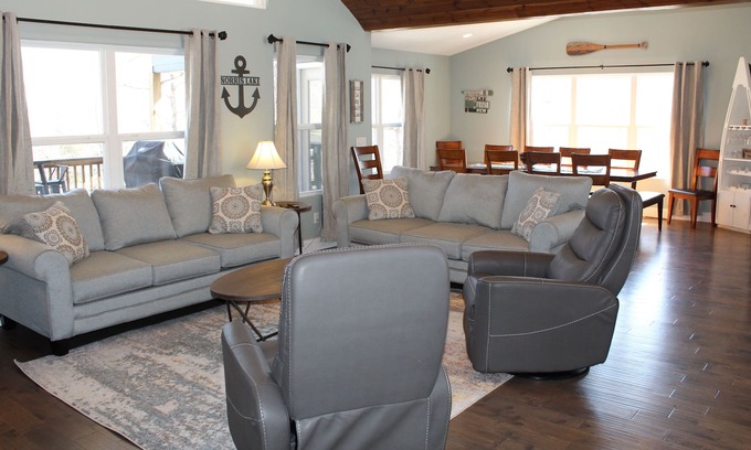 Lakeside Estates House | Vacation at Norris in 2024! Updates inside! Dock/slide. Cove. Firepit. HotTub