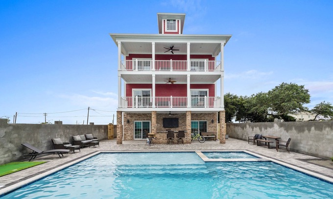 Ocean Grove House | Vacation at the Red Pearl - 8 Bedrooms/5 Bathrooms - Private Pool with Tanning Ledge & Hot Tub