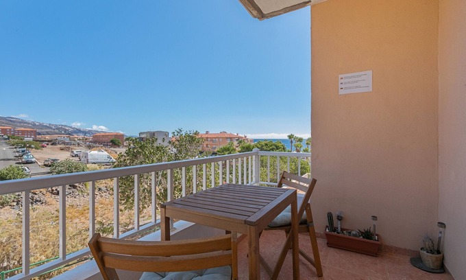 Candelaria Apartment | Vacation 'Brisas Del Mar Eddy' with Mountain View, Wi-Fi and Air Conditioning