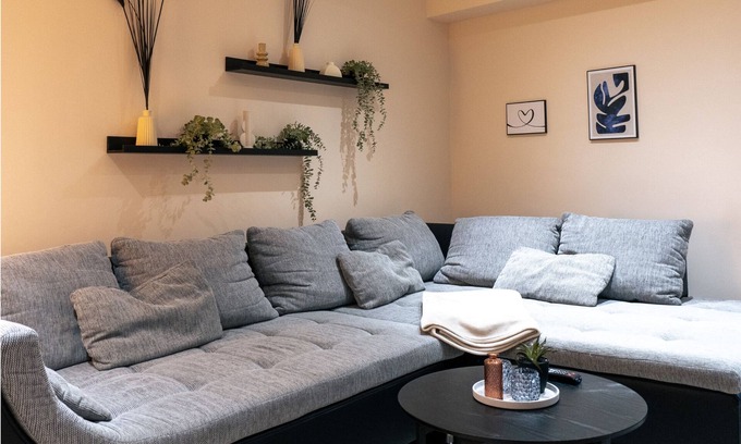 Rhein-Erft-Kreis District House | Vacation cottage Wesseling