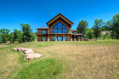 Sturgis House | Vacation Court Lodge