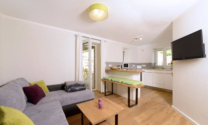 Breitbrunn a. Chiemsee Apartment | Vacation apartment Leben for 2 persons on the ground floor, 30 sqm, living room/kitchen and bedroom, terrace