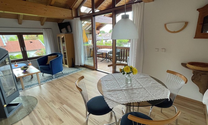 Breitbrunn a. Chiemsee Apartment | Vacation apartment for 2 people on the upper floor, 46 sqm, 1 bedroom, 1 kitchen/living room