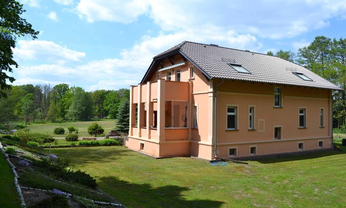 Lutherstadt Wittenberg Apartment | Vacation apartment at Krähebach - Holiday apartment - online