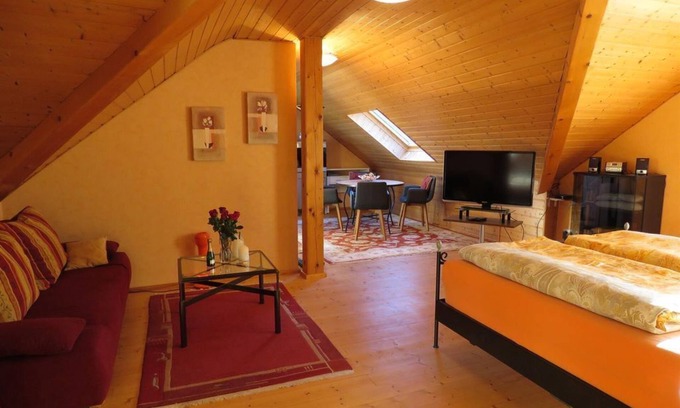 Pleisweiler Apartment | Vacation apartment Lilie 2-4 pers. - The blue house