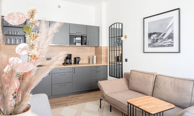 Warnemuende Apartment | Vacation directly on the historic Alter Strom