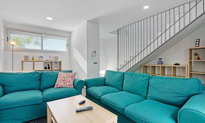 Albalat dels Tarongers House | Vacation Home "Albalat Tarongers" with Private Terrace, Balcony & Wi-Fi