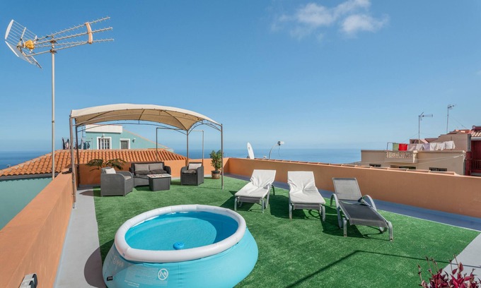 San Juan de la Rambla Apartment | Vacation Apartment 'Casa Con Vista' with Sea View, Private Terrace and Wi-Fi