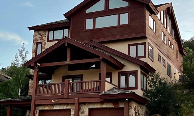 Bear Hollow Village House | Vacation Family Reunion Corporate Events Park City Christmas 4th of July