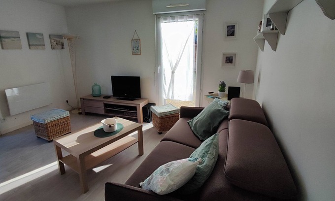 Saint-Brevin-les-Pins Apartment | Vacation apartment garden level walking distance to beach