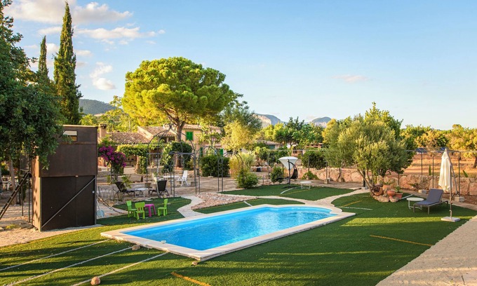 Santa Maria del Cami Villa | Vacation Home 'Sa Caseta de Santa Maria' with Private Pool and Wi-Fi