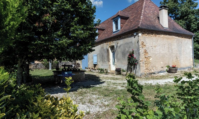 Sainte-Foy-de-Longas House | Vacation Home 'Belle Ferme Périgourdine' with Private Garden