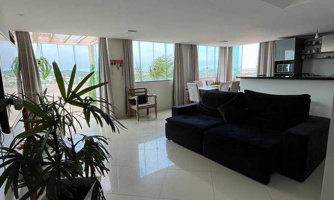 Caravelas House | Vacation home: 4 bedrooms with air conditioning, swimming pool, hot tub and barbecue in Búzios