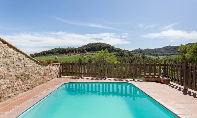 Sant Marti de Tous House | Vacation Home "El Mas De Tous" with Mountain View, Private Pool and Wi-Fi