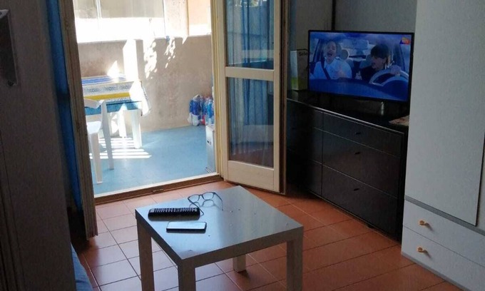 Centro Commerciale Apartment | Vacation home 100 meters from the sea