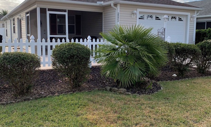 Hemingway House | Vacation Home - 2 Bed 2 Bath