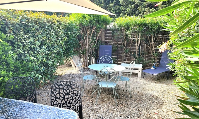 Torreilles House | Vacation home 2 bedrooms, inner courtyard, seaside, 5 places max WiFi parking