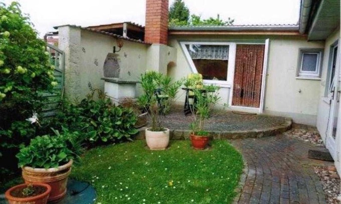 Mirow House | Vacation home 2 - Holiday home 1 and vacation home 2 (23016)