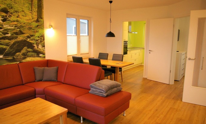 Klein Wittensee House | Vacation home (78m²) with lake view for 4 people with pet