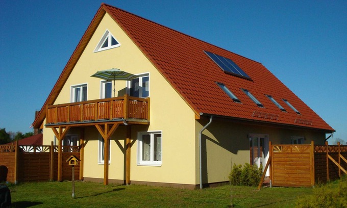 Altenkirchen Apartment | Vacation home Altenkirchen apartment below