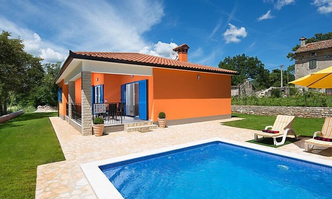Trget House | Vacation home Ana by Interhome