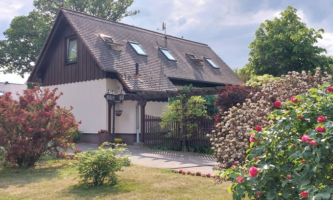 Temnitzquell House | Vacation home at the village green