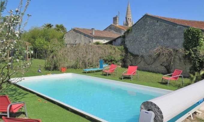 Begadan House | Vacation home Céline by Interhome