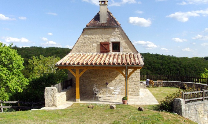 Labastide-Murat House | Vacation home Cuzac by Interhome