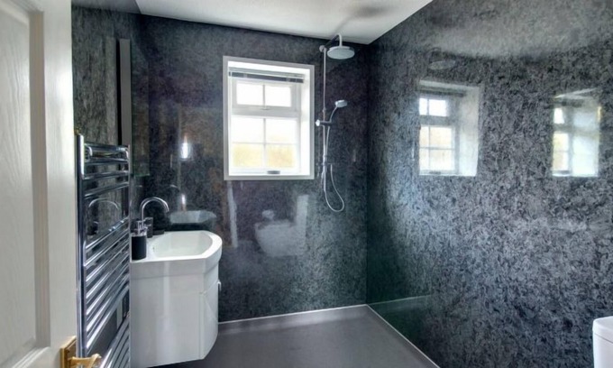 Westward Ho House | Vacation home Cedars Lodge in Bideford - 2 persons, 1 bedrooms